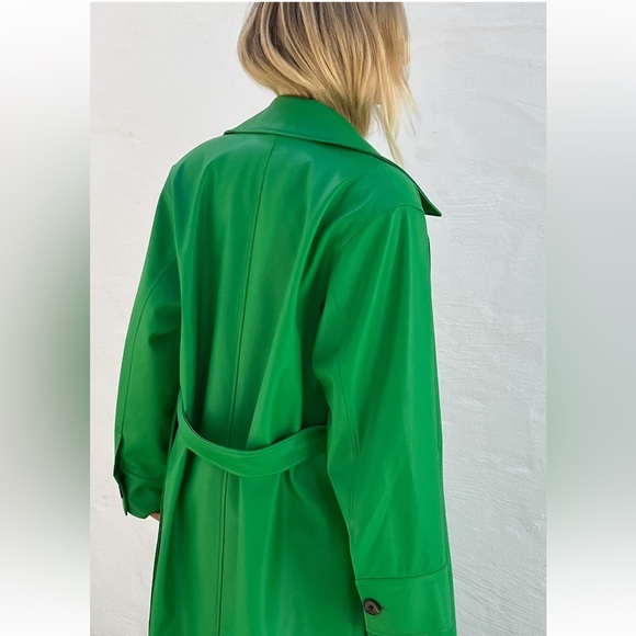 NWT NA-KD Faux Leather Green Coat Padded Shoulder PU Trench Belt Vegan - Picture 2 of 4
